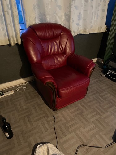 Leather arm chair very - chair,